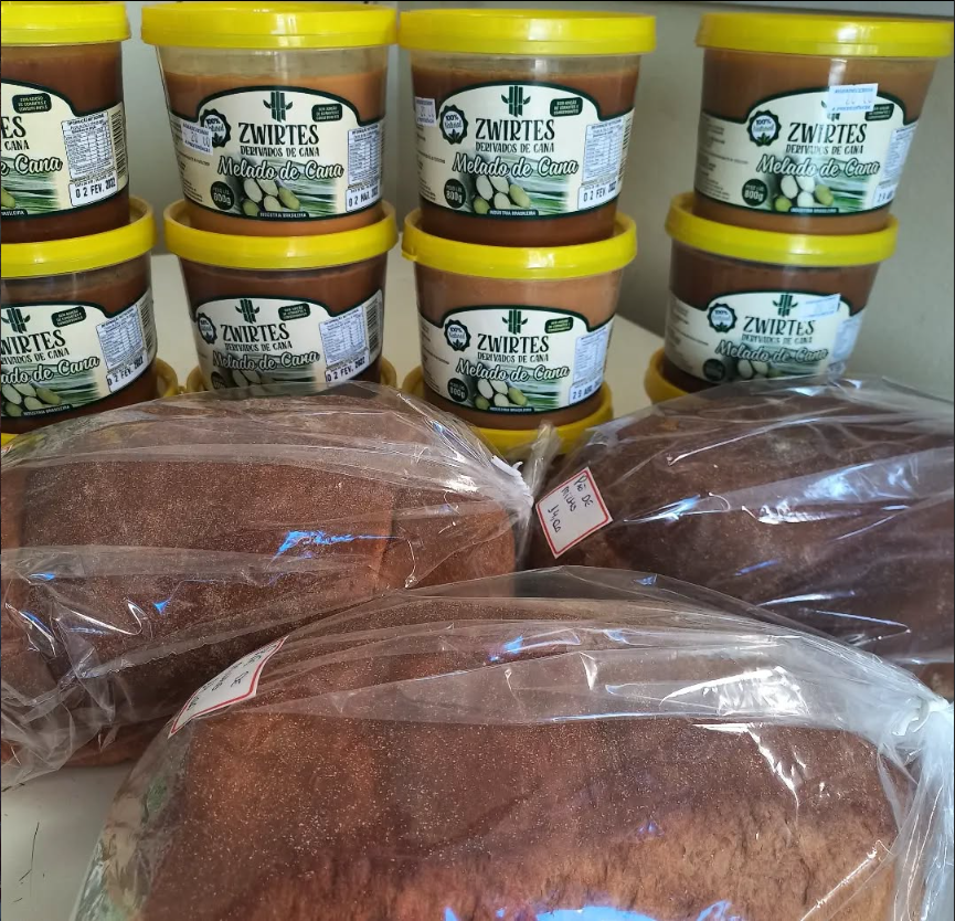 Melado e pão Embutidos Chapadão